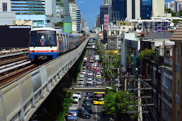 Le Ministère du Travail pourrait revoir la liste des emplois précédemment réservés aux thaïlandais
