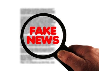Une loi sur les "fake news" présentée avant la fin de l'année