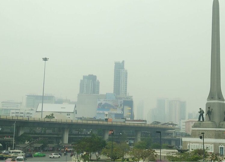 Le niveau de pollution de l'air à Bangkok se maintient à un seuil très inquiétant