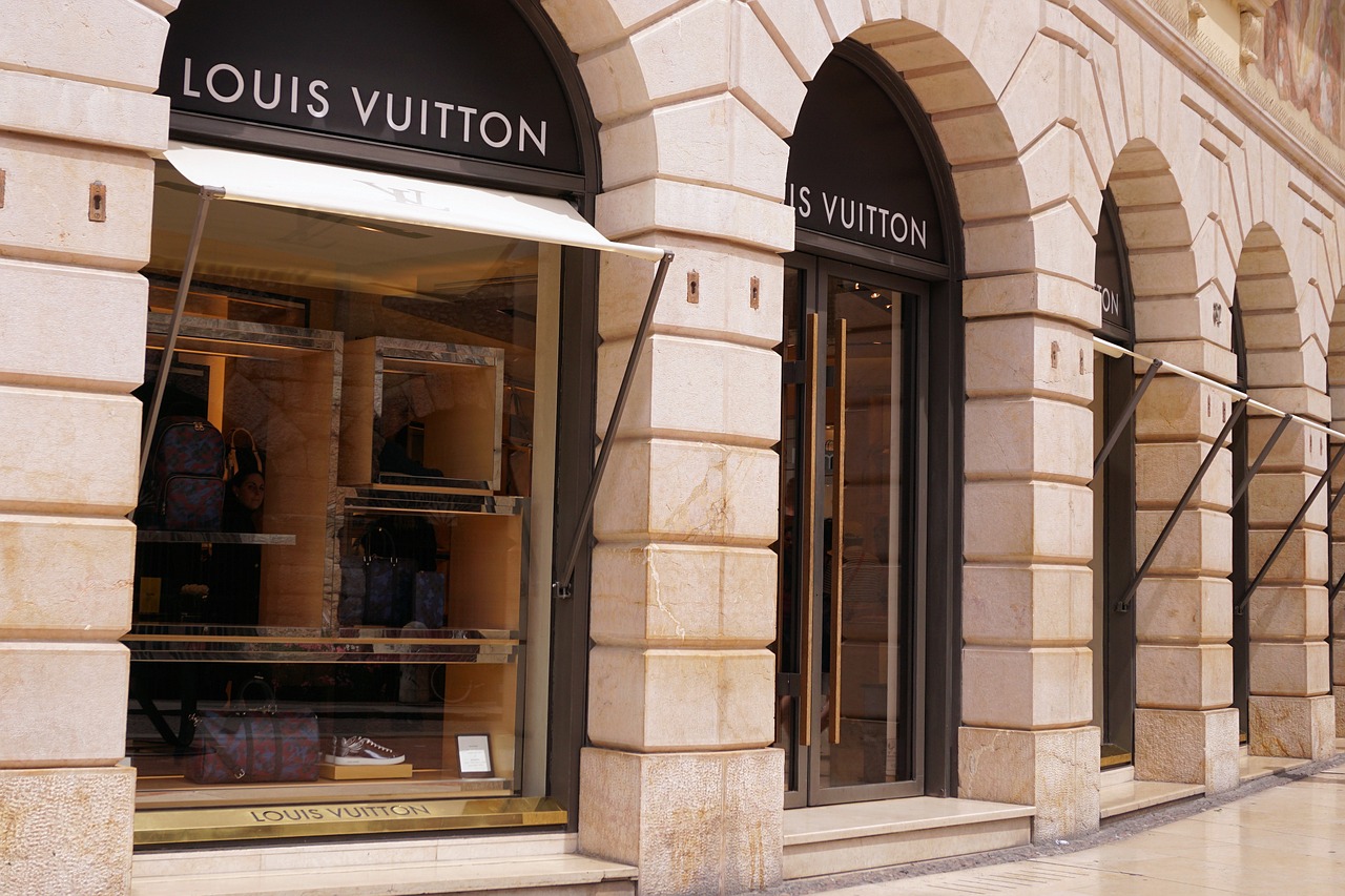 La France reste le pays leader des ventes de produits de luxe en 2018
