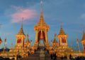 Les éléments du Crématorium Royal divisés et exposés à travers la Thaïlande
