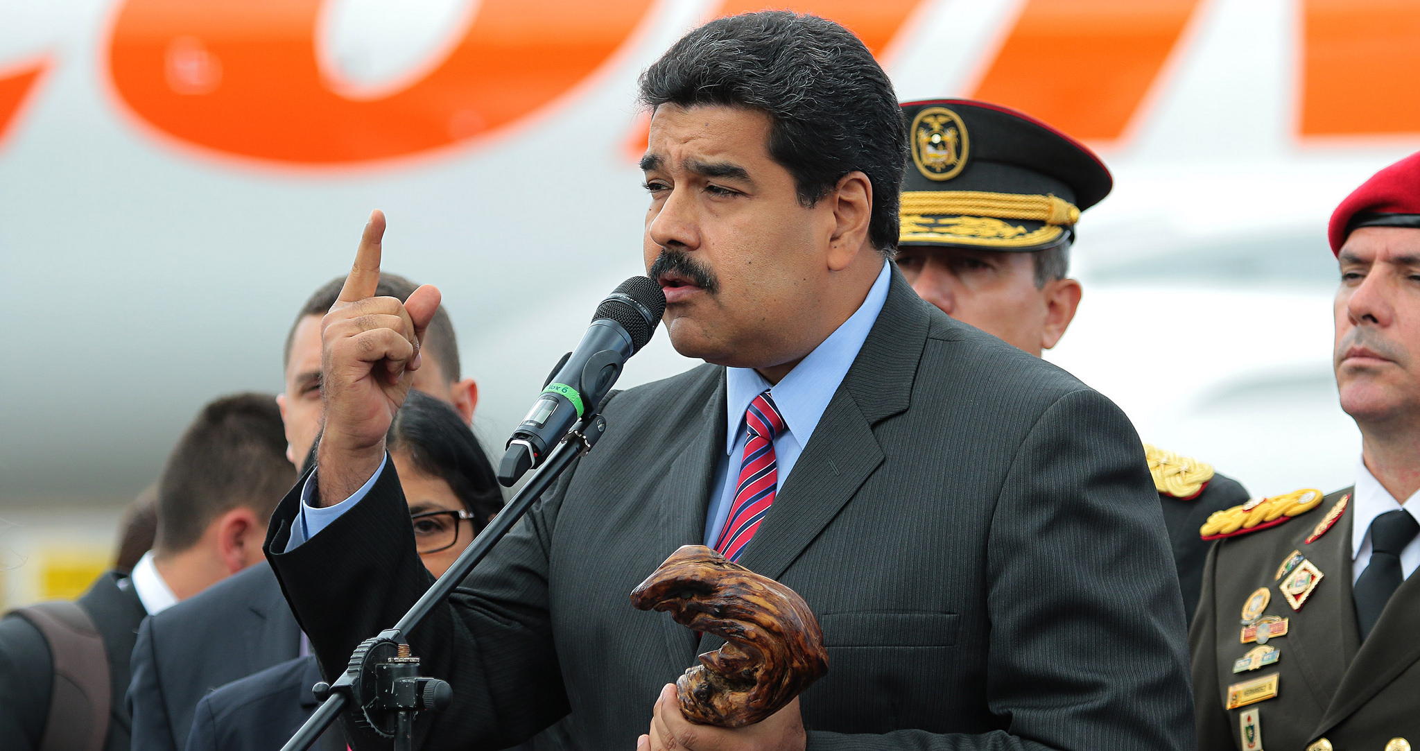 Le président vénézuélien Nicolas Maduro a annoncé vendredi des mesures économiques, dont l'augmentation du salaire minimum national