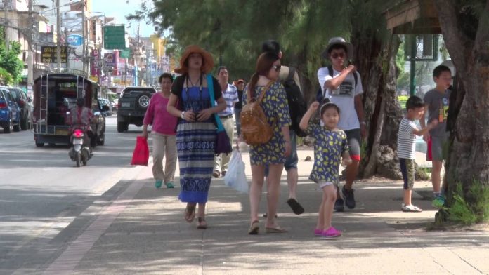 Le nombre de touristes chinois visant Chiang Mai a été divisé par deux depuis le début de l'année