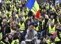 Gilets jaunes : nombre de manifestants en baisse et nouvelles violences