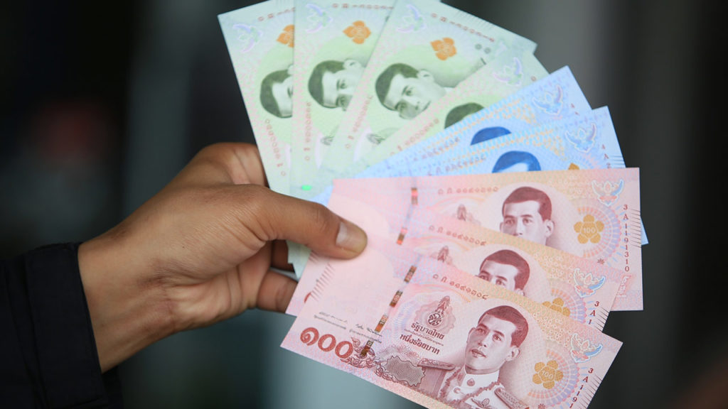 Le baht thaïlandais atteint son plus bas niveau depuis janvier face au dollar