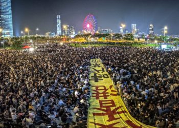 Hong Kong entre en récession alors que la crise ne montre aucun signe d’essoufflement