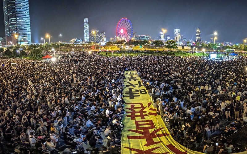 Hong Kong entre en récession alors que la crise ne montre aucun signe d’essoufflement