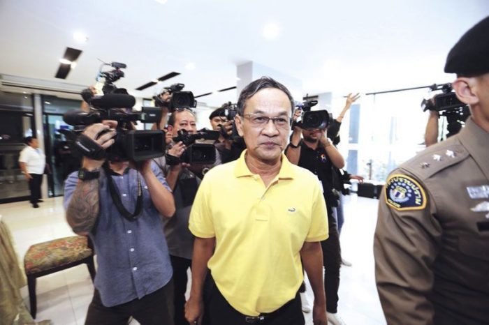 Thaïlande : l’ancien responsable de l’Office national du bouddhisme condamné à 20 ans de prison pour corruption