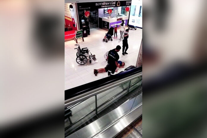 Pas le coronavirus : un Chinois s’effondre à l’aéroport de Bangkok, il était ivre