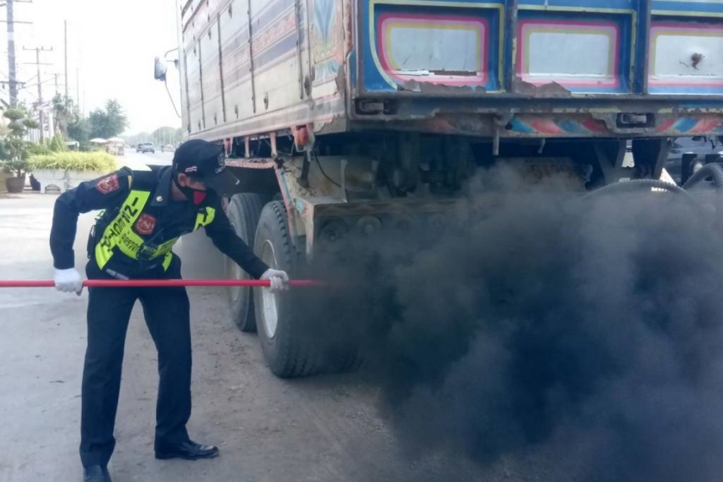 Pollution : plus de 8 000 véhicules contrôlés non conformes à Bangkok au mois de janvier