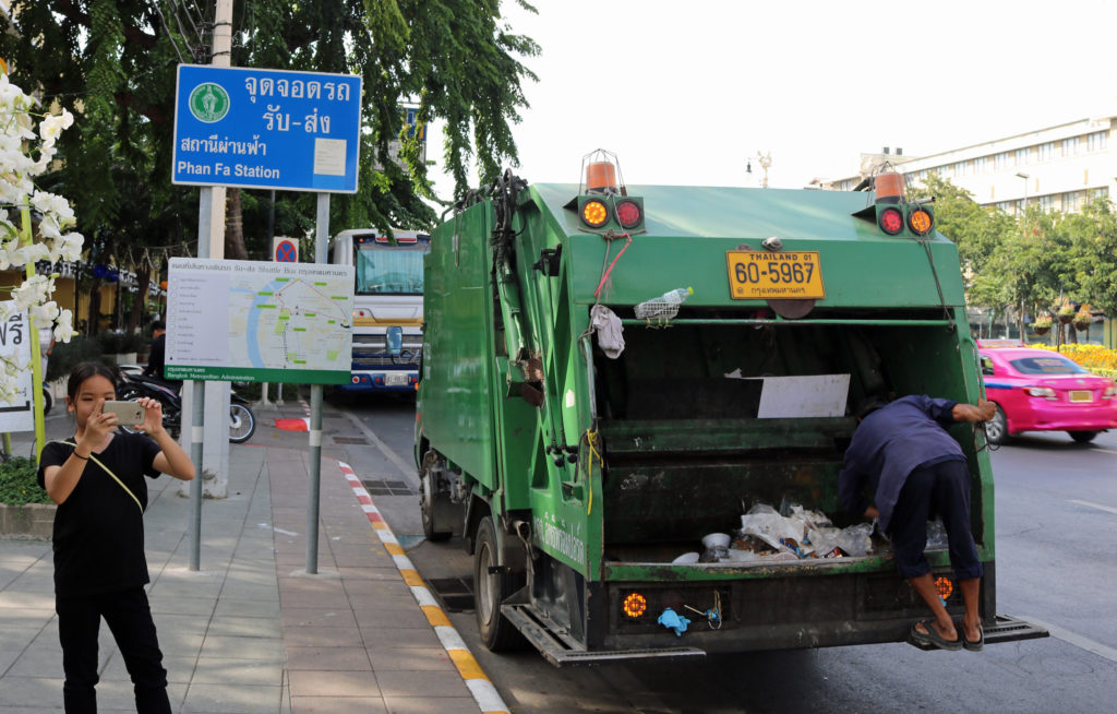 Bangkok : la municipalité repousse la hausse de la taxe sur la collecte des déchets