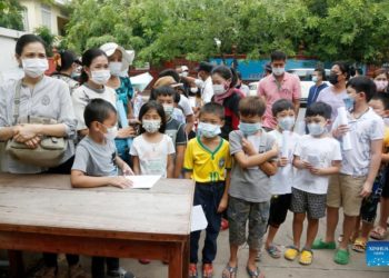 Le gouvernement cambodgien prolonge de trois mois l’aide financière aux familles touchées par la pandémie